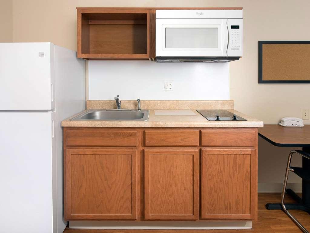 Extended Stay America Select Suites - Kansas City - South - I-49 Oda fotoğraf