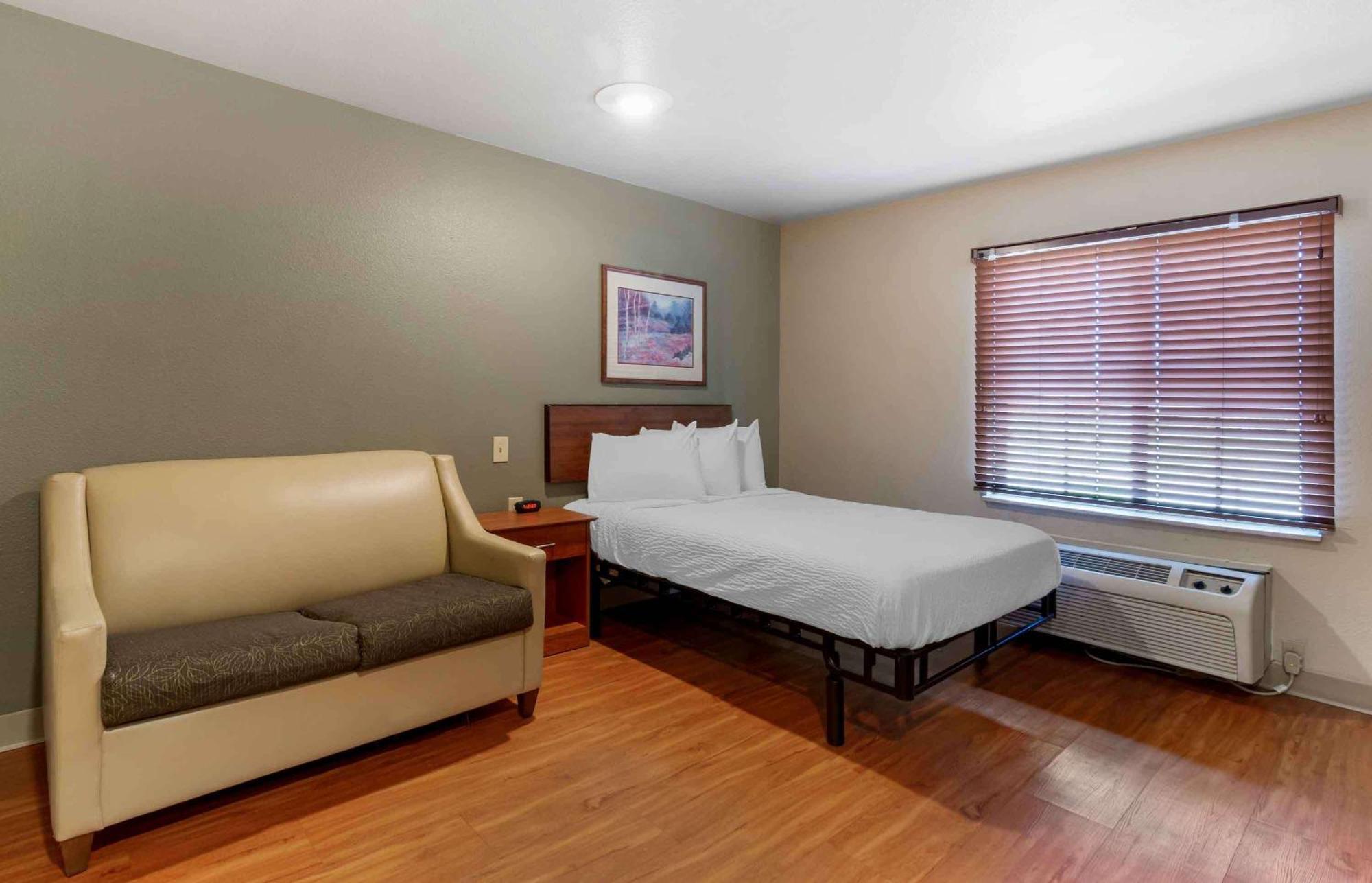 Extended Stay America Select Suites - Kansas City - South - I-49 Dış mekan fotoğraf