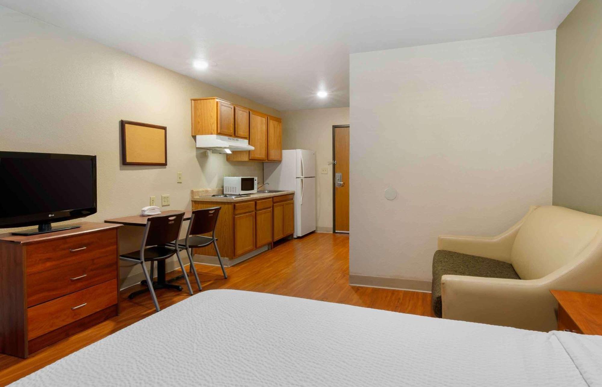 Extended Stay America Select Suites - Kansas City - South - I-49 Dış mekan fotoğraf