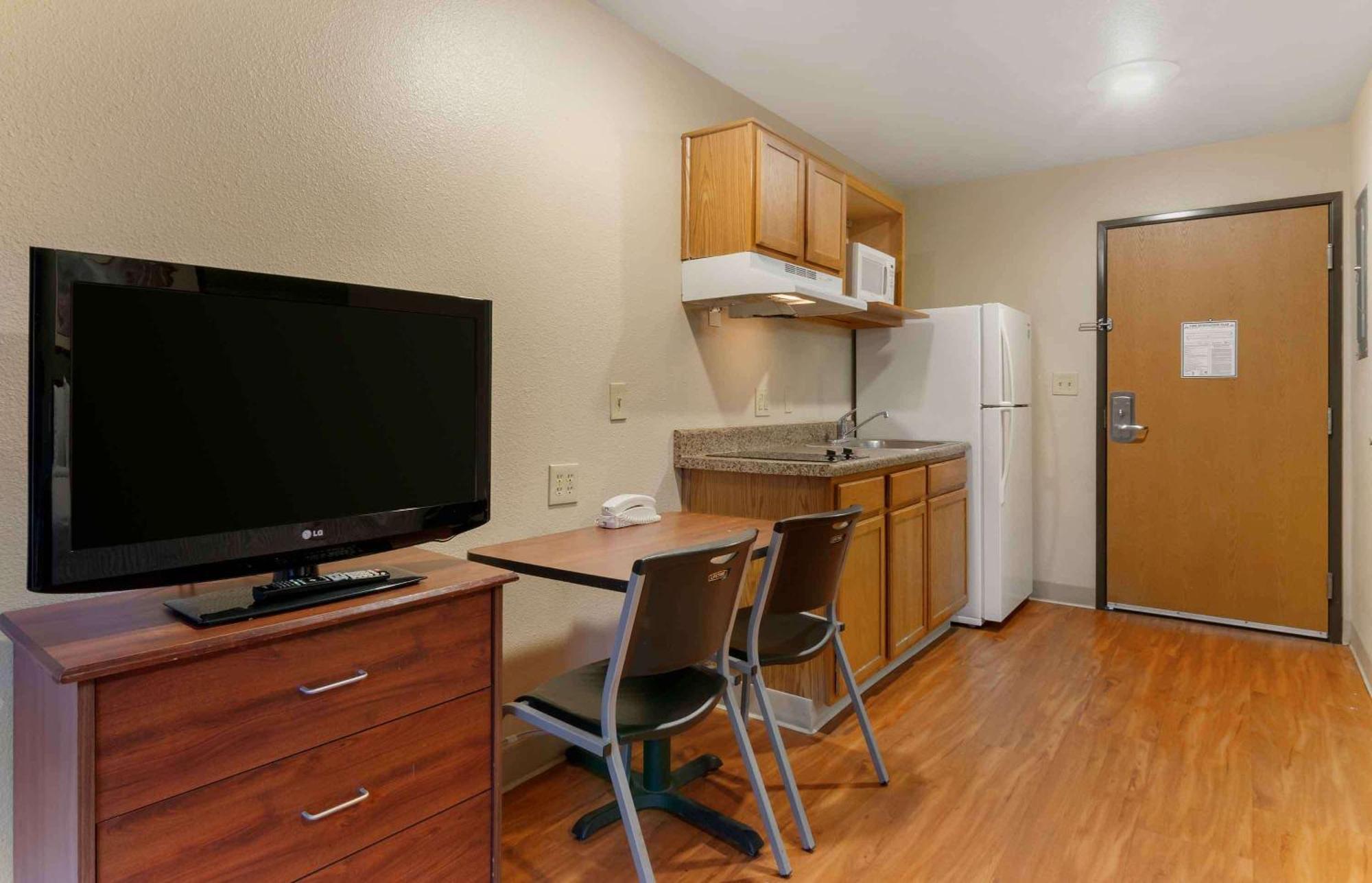 Extended Stay America Select Suites - Kansas City - South - I-49 Dış mekan fotoğraf