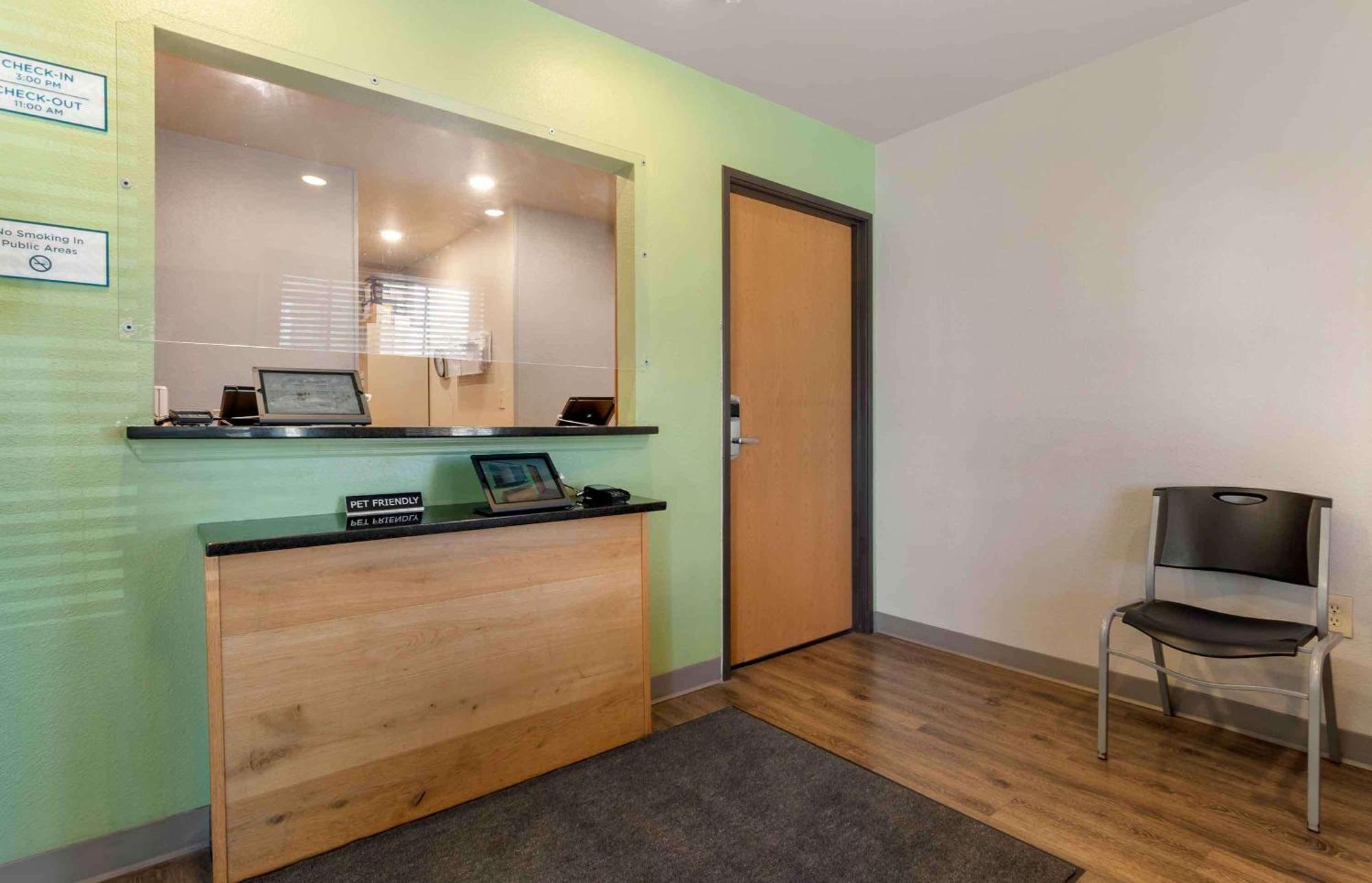 Extended Stay America Select Suites - Kansas City - South - I-49 Dış mekan fotoğraf