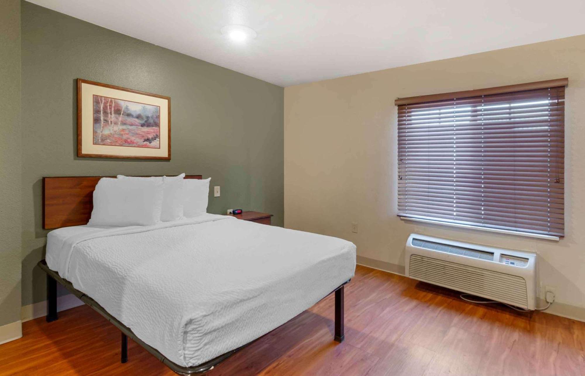 Extended Stay America Select Suites - Kansas City - South - I-49 Dış mekan fotoğraf